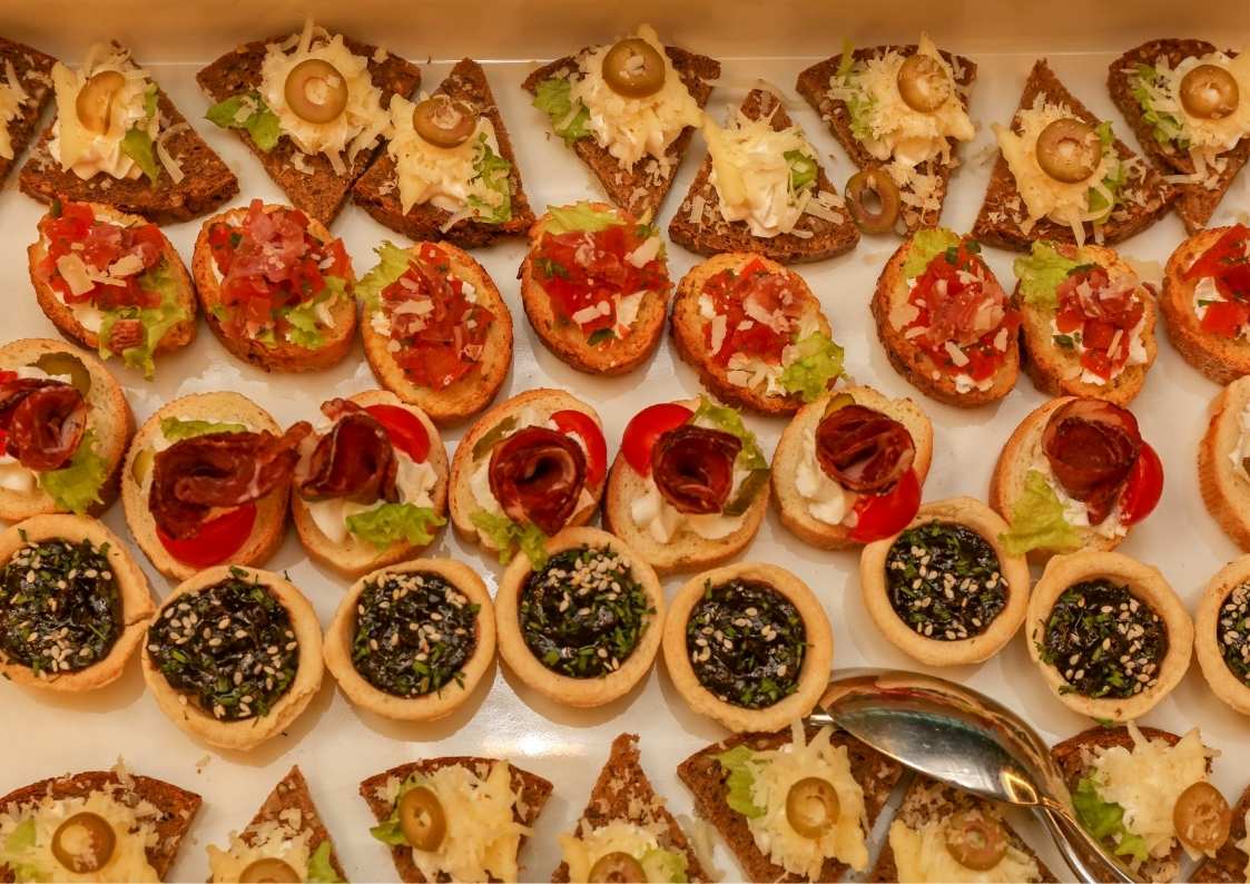 גיבוש עובדים: כיבוד שווה במיוחד עם טעמים נהדרים!